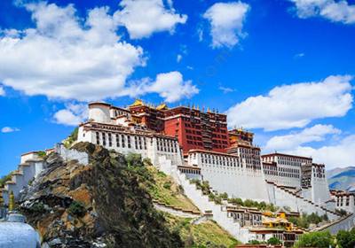 去西藏旅游穿什么衣服 六月份去拉萨旅行准备什么药