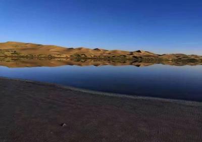 腾格里沙漠五湖是哪五湖、腾格里沙漠五湖连穿徒步攻略