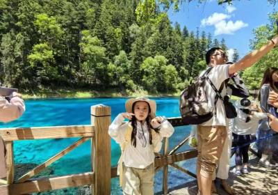 九寨沟高铁三日游最佳路线、九寨沟动车三日游多少钱