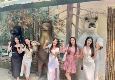 成都到老挝旅游团报价（成都到老挝旅游团报价7天多少钱）