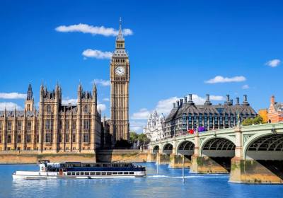 成都到英国伦敦飞机多少个小时（成都到英国伦敦飞机多少钱）