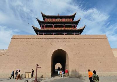 成都旅行团青甘大环线多少钱（青甘大环线8日游成都出发价格）