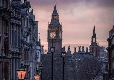 跟旅行社去英国要多少钱（去英国旅行费用）