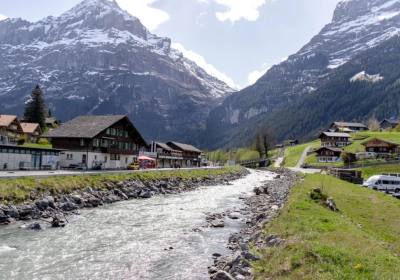 成都到瑞士旅游要多少钱（成都到瑞士的机票要多少价格）