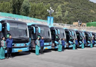 九寨沟高铁站到九寨沟景区多远、九寨沟高铁站到九寨沟景区怎么坐车