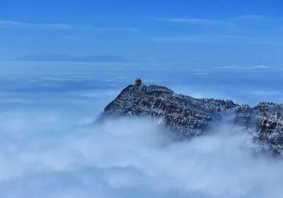 四川旅游攻略七日游自由行多少钱（70岁以上老人旅游团）